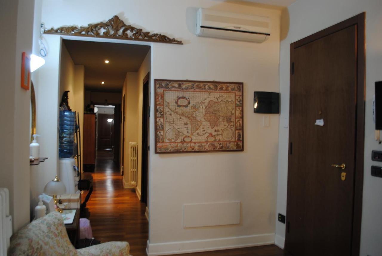 Dreaming Piazza Bra Rooms เวโรนา ภายนอก รูปภาพ