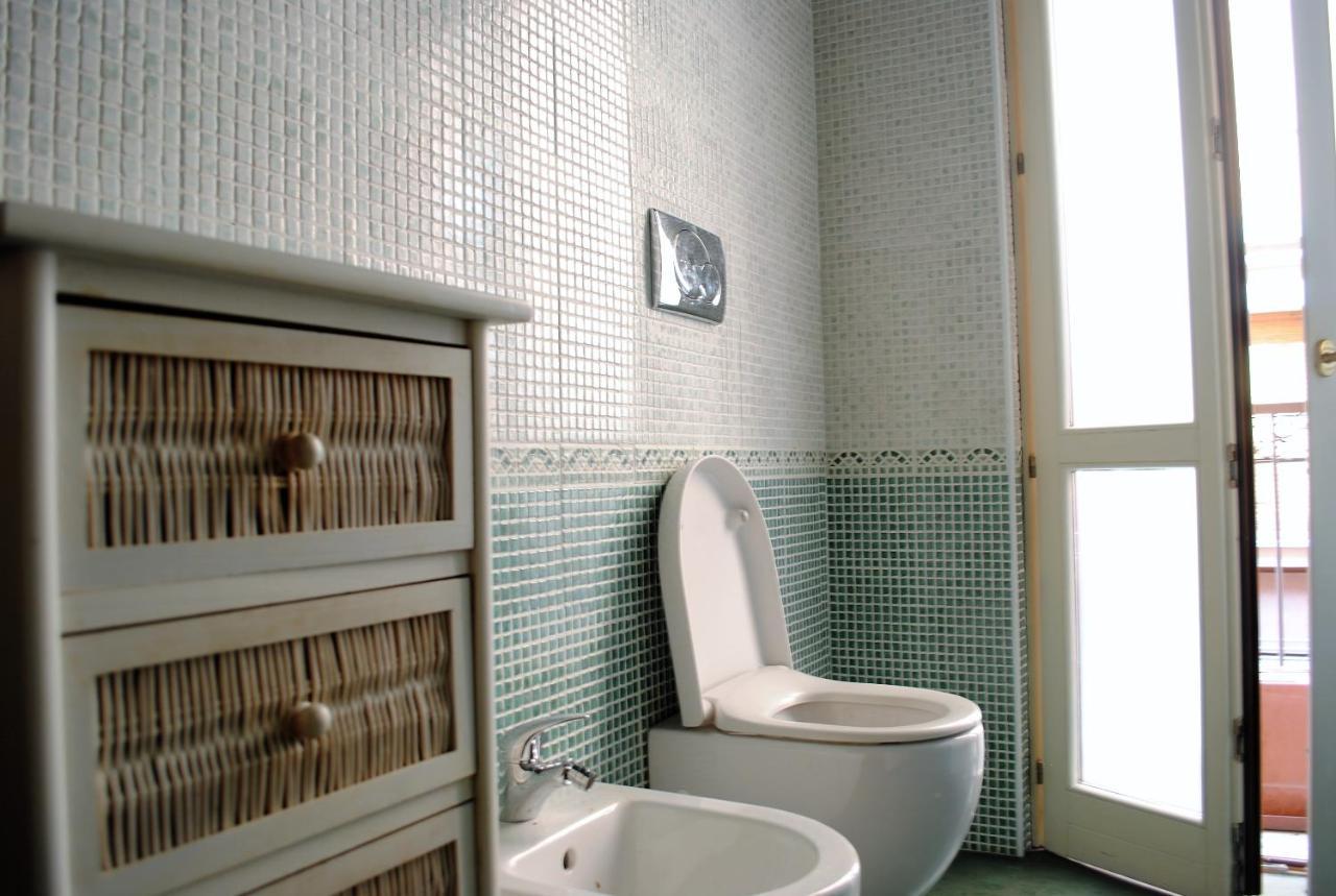 Dreaming Piazza Bra Rooms เวโรนา ภายนอก รูปภาพ