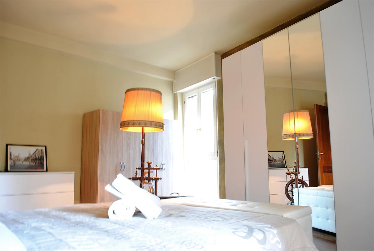 Dreaming Piazza Bra Rooms เวโรนา ภายนอก รูปภาพ