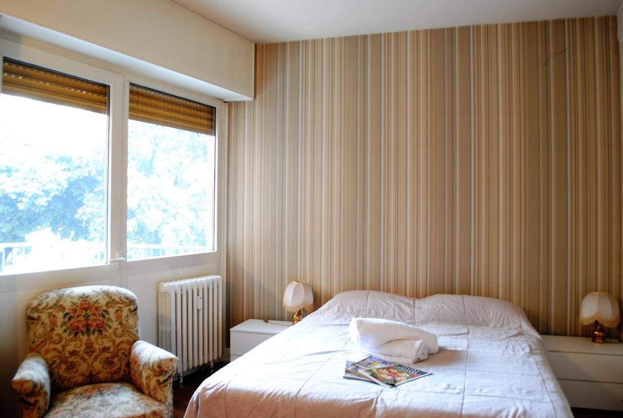 Dreaming Piazza Bra Rooms เวโรนา ภายนอก รูปภาพ